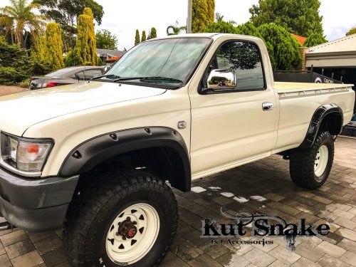 Kut Snake plastic fender flares Toyota Hilux 106 single cab