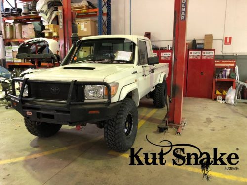 Kut Snake plastic fender flares Toyota Land Cruiser 79 Pick-up 2007->